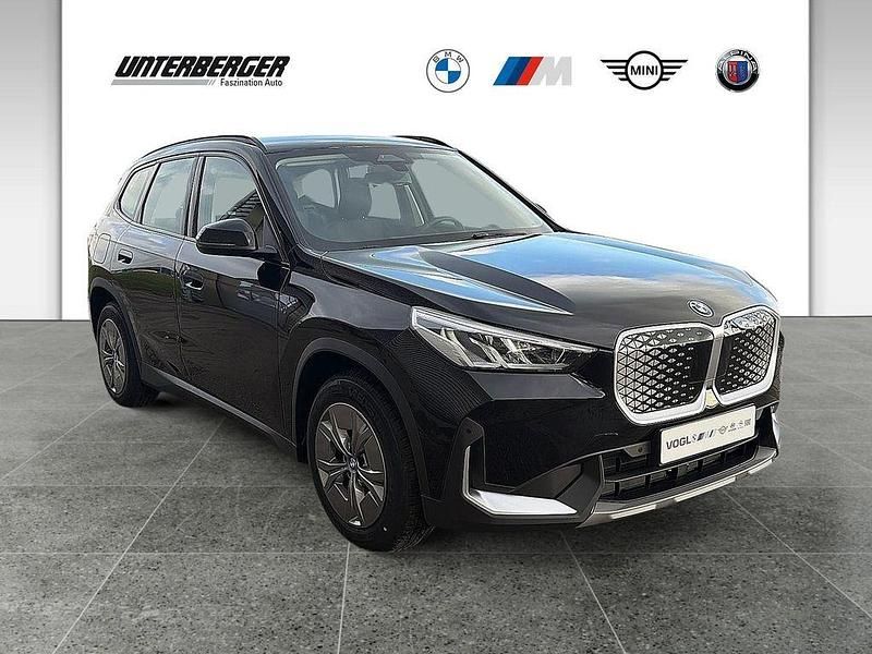 Neu BMW iX1 150 kW (204 PS) 2025 Schwarz ii SUV