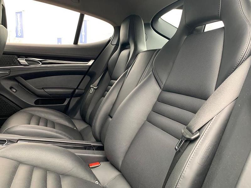 Gebraucht Porsche Panamera 420 PS (308 kW) 2015 Grau Kleinwagen