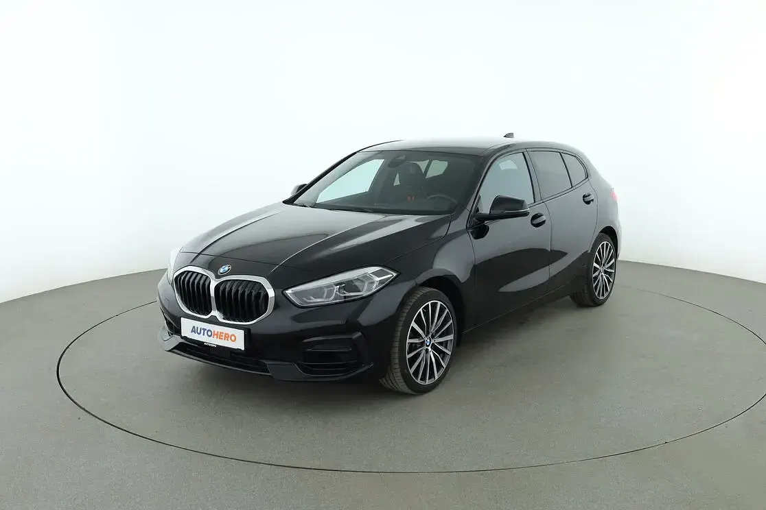 Gebraucht BMW 120 Sport Line 178 PS (130 kW) 2022 Limousine