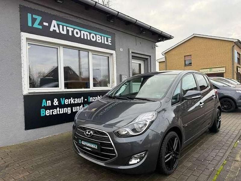 Gebraucht Hyundai ix20 125 PS (91 kW) 2019 Grau Kleinwagen