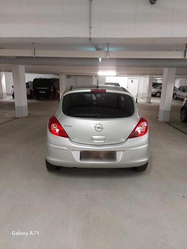 Second-hand Opel Corsa 80 CP (58 kW) 2009 Argintiu Hatchback