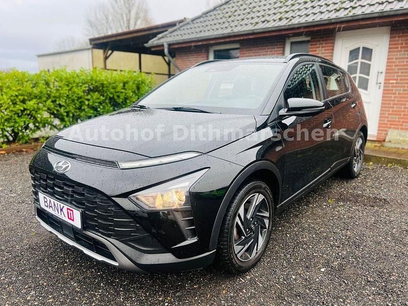 Schwarz Gebraucht 2021 Hyundai Bayon Select SUV | 13.999 € (Teuer) - Bild 1/4
