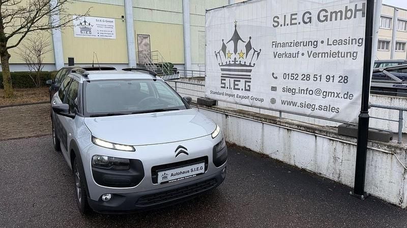 Gebraucht Citroën C4 SELECTION 82 PS (60 kW) 2018 Silber SUV