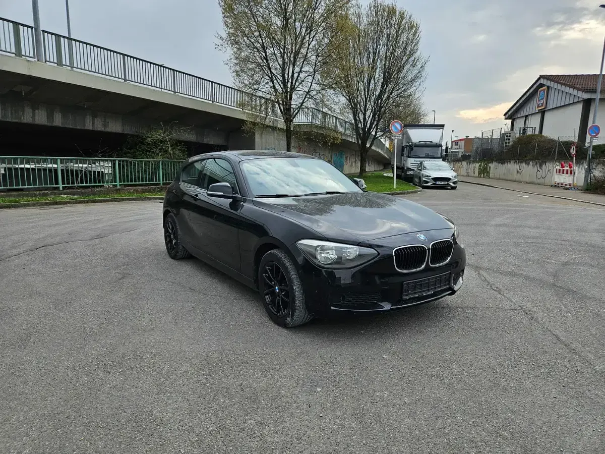 Gebraucht BMW 116 136 PS (100 kW) 2026 Schwarz Kleinwagen