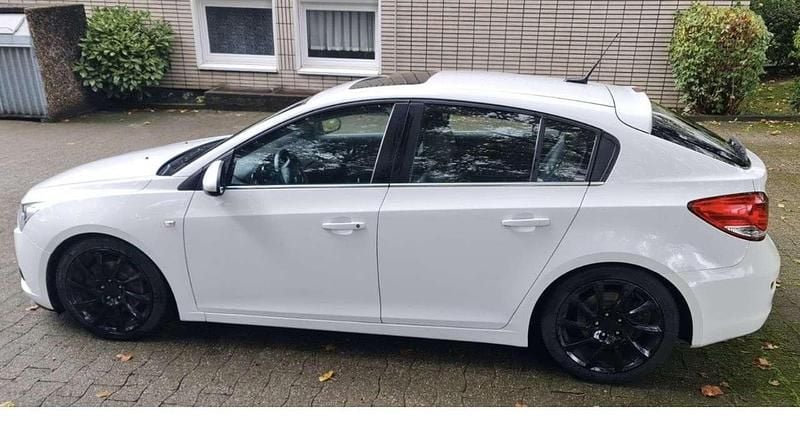 Gebraucht Chevrolet Cruze LTZ 163 PS (119 kW) 2012 Kombi
