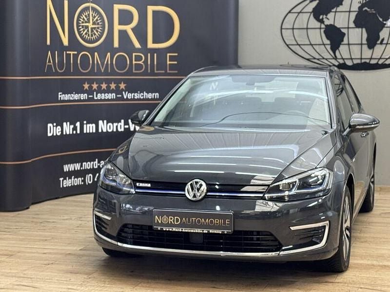 Gebraucht VW e-Golf 100 kW (136 PS) 2020 Grau Kleinwagen