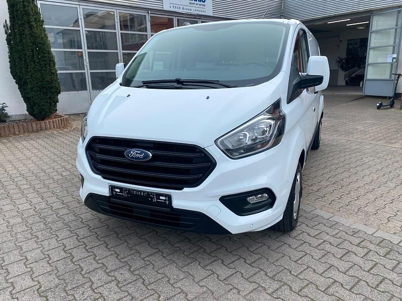 Weiß Gebraucht 2022 Ford Transit Custom Trend Limousine | 15.900 € (Superpreis) - Bild 1/4