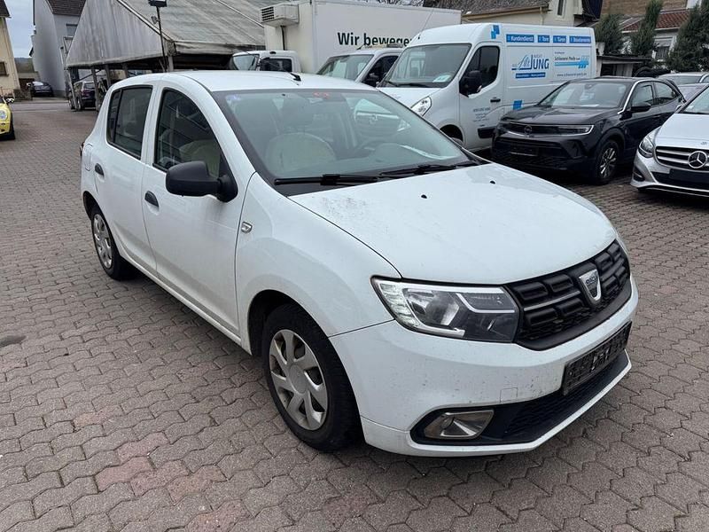 Gebraucht Dacia Sandero 90 PS (66 kW) 2017 Weiß Limousine