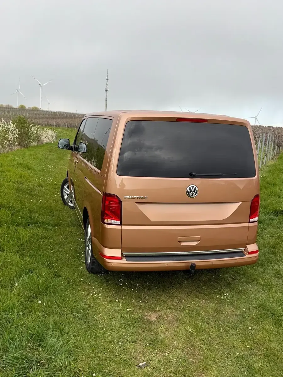 Gebraucht VW T6.1 Exclusive 150 PS (110 kW) 2020 Braun Van
