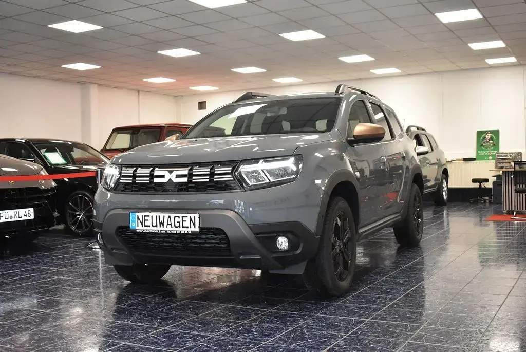 Gebraucht Dacia Duster Extreme 114 PS (83 kW) 2024 Grinu urban grey SUV