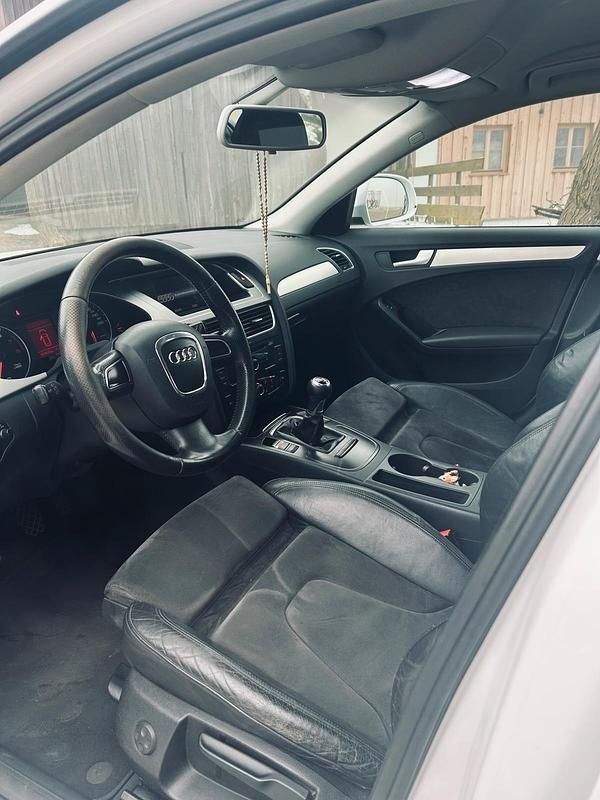 Gebraucht Audi A4 S-Line 180 PS (132 kW) 2008 Weiß Kombi