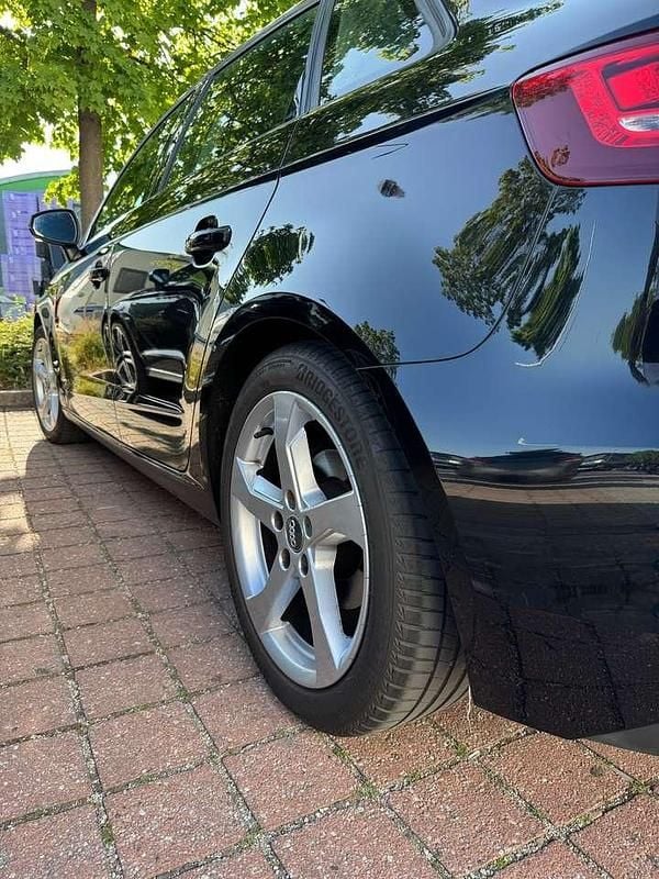 Gebraucht Audi A3 150 PS (110 kW) 2019 Schwarz Kombi