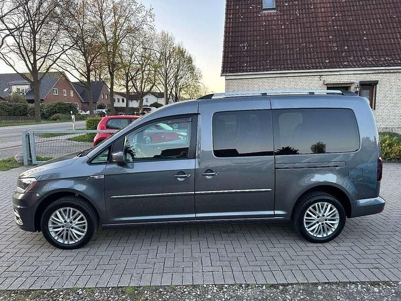 Używany VW Caddy Maxi Highline 150 KM (110 kW) 2020 Szary Minivan