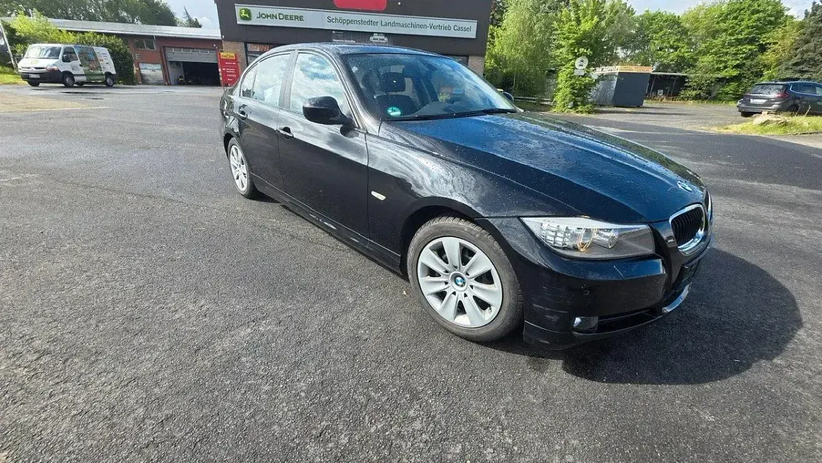 Occasion BMW 320 170 ch (125 kW) 2011 Noir Berline