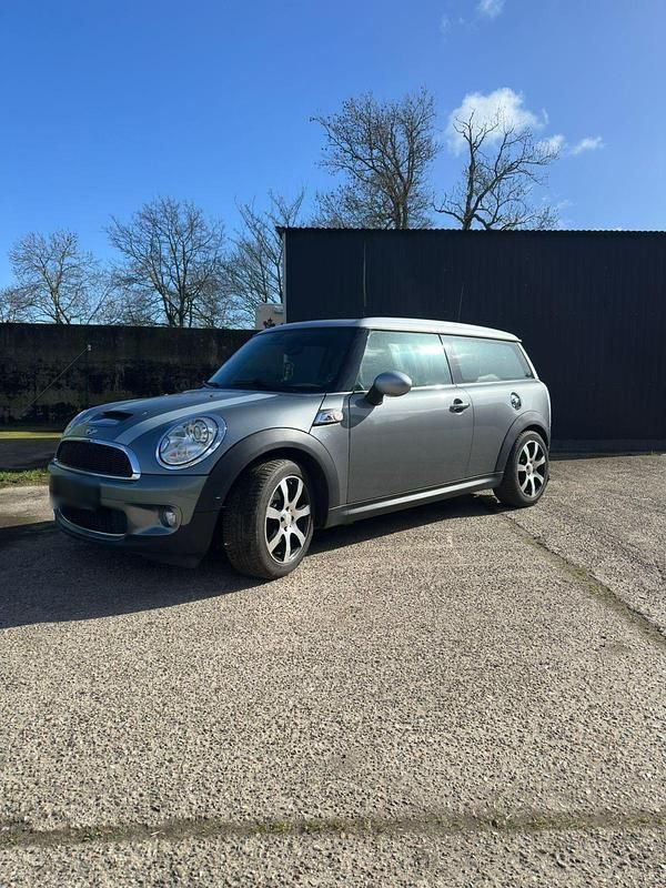 Usata Mini Cooper 174 CV (127 kW) 2008 Argento Utilitaria