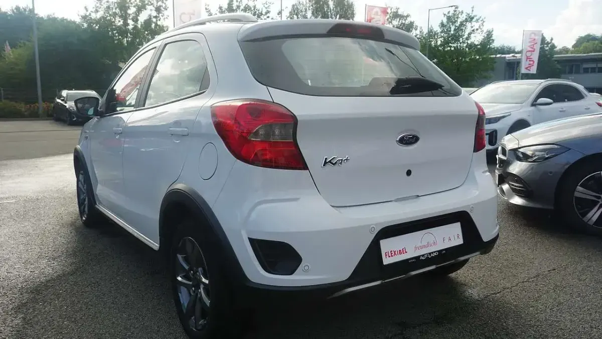Gebraucht Ford Ka Plus 86 PS (63 kW) 2019 Weiss Kleinwagen