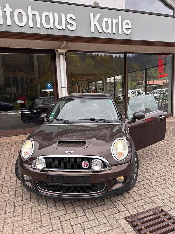 Usata Mini Cooper S 178 CV (130 kW) 2010 Marrone Utilitaria