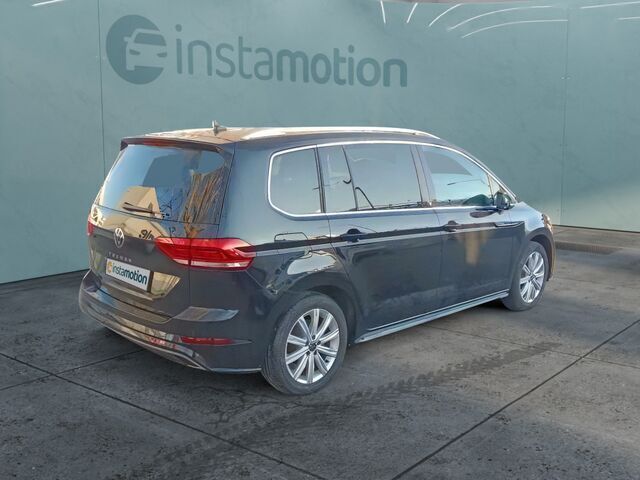 Gebraucht VW Touran Highline 150 PS (110 kW) 2024 Schwarz Van / Kleinbus