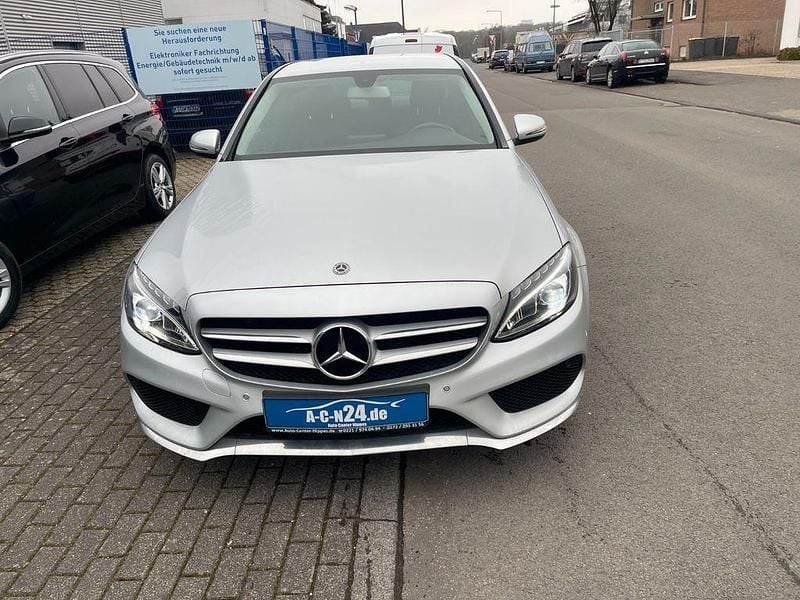Gebraucht Mercedes C180 AMG line 116 PS (85 kW) 2018 Silber Limousine