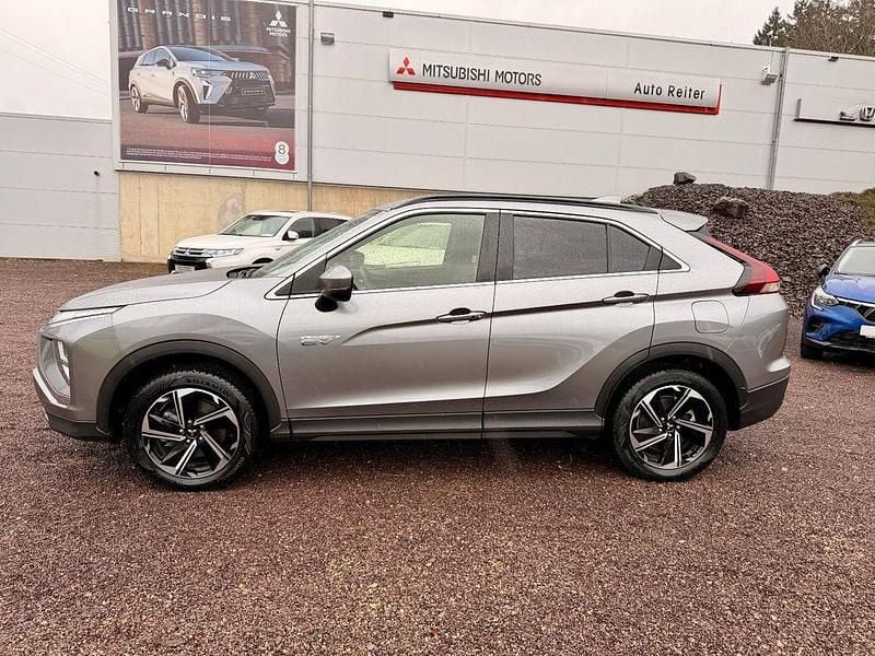 Gebraucht Mitsubishi Eclipse Cross Basis 98 PS (72 kW) 2022 Grau SUV