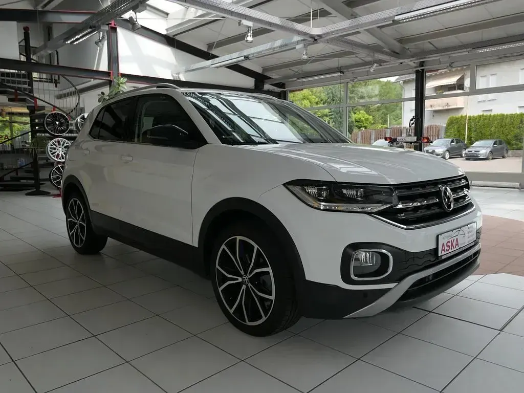 Gebraucht VW T-Cross Style 110 PS (80 kW) 2023 Weiß SUV