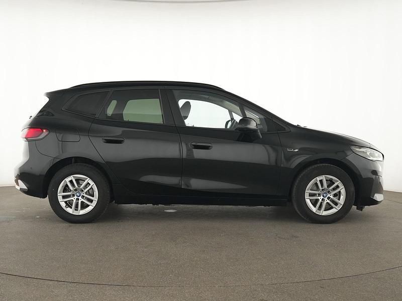 Gebraucht BMW 225 Comfort Edition 245 PS (180 kW) 2022 Black sapphire Kombi