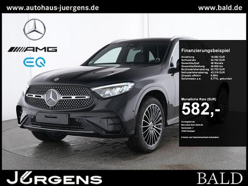 Schwarz black Gebraucht 2024 Mercedes GLC300e AMG SUV | 61.820 € (Fairer Preis) - Bild 1/4