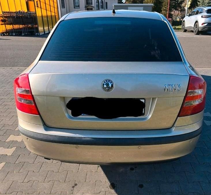 Gebraucht Skoda Octavia 116 PS (85 kW) 2005 Gelb Limousine