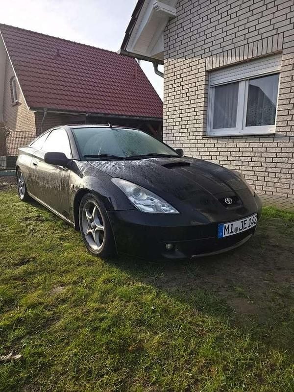 Gebraucht Toyota Celica 143 PS (105 kW) 2000 Schwarz Coupé