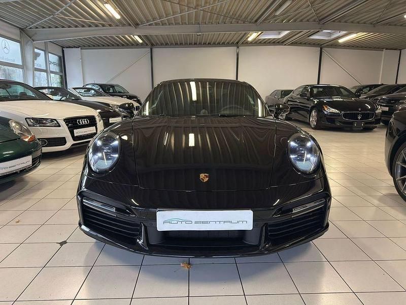Gebraucht Porsche 992 581 PS (427 kW) 2021 Tiefschwarzmetallic Coupé