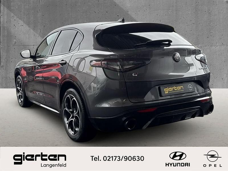 Gebraucht Alfa Romeo Stelvio Veloce 209 PS (153 kW) 2024 Grau SUV
