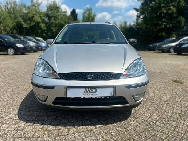 Gebraucht 2001 Ford Focus Trend Limousine | 1.999 € (Fairer Preis) - Bild 1/4