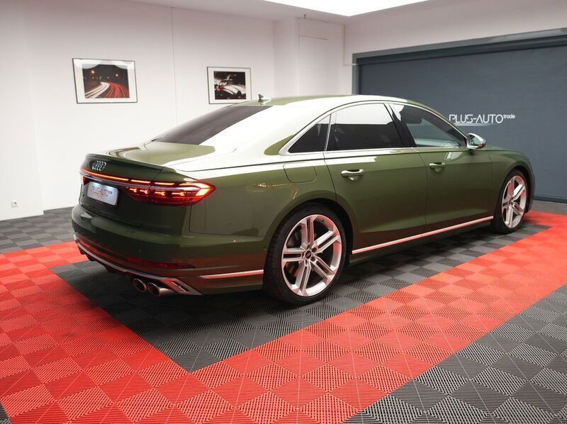 Gebraucht Audi S8 571 PS (419 kW) 2022 Grün Limousine