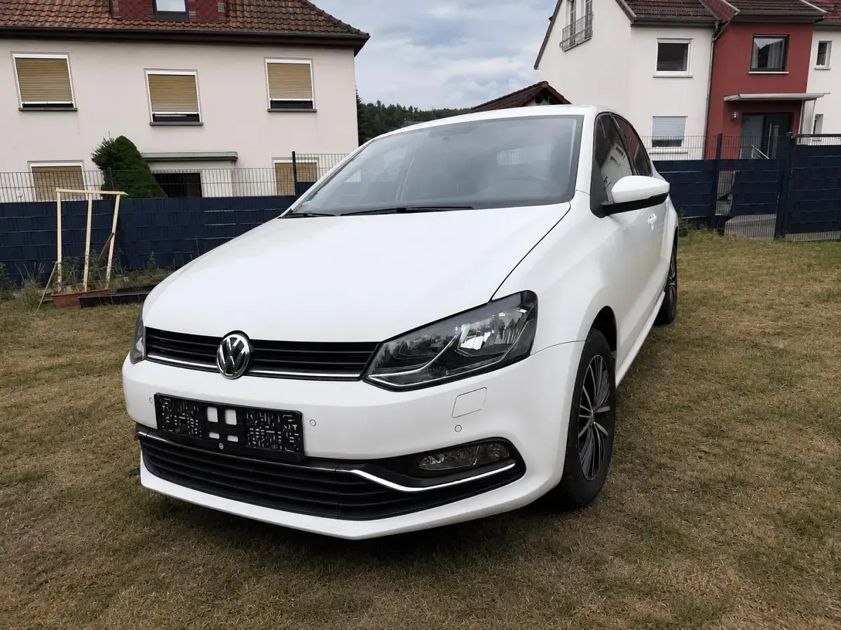 Gebraucht VW Polo Allstar 60 PS (44 kW) 2017 Weiß Kleinwagen