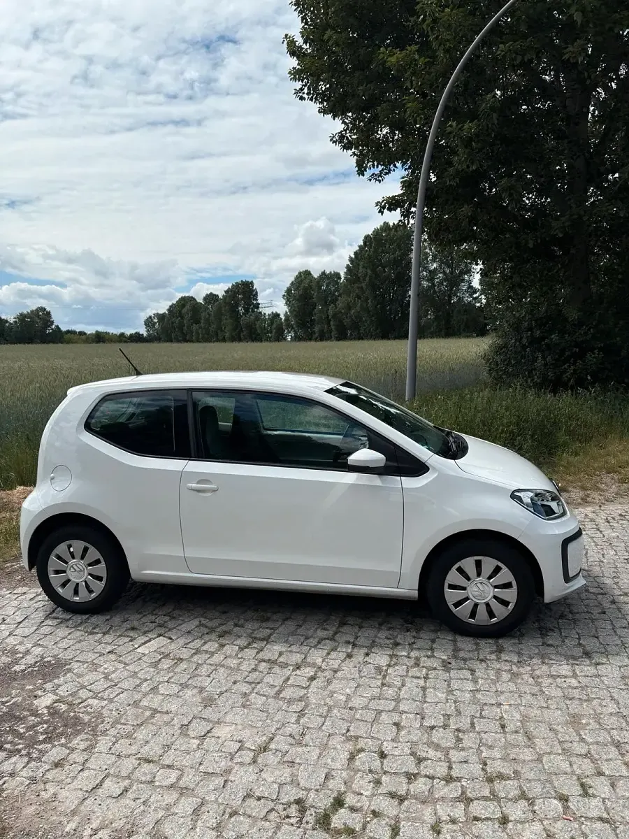 Gebraucht VW up! 60 PS (44 kW) 2017 Weiß Kleinwagen