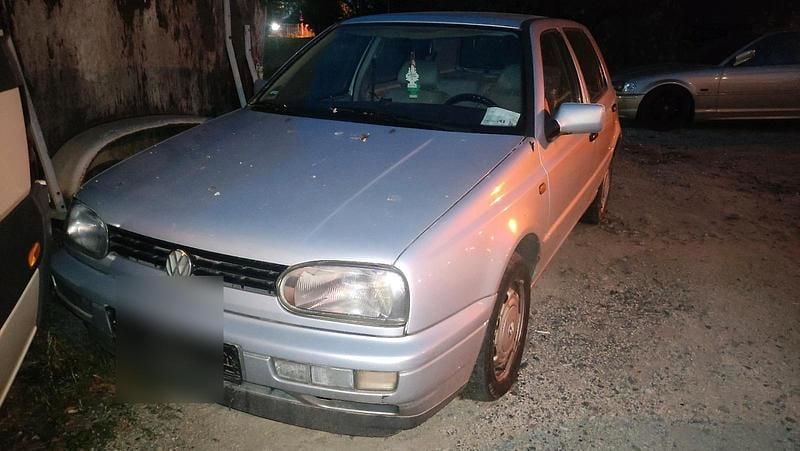 Silber Gebraucht 1997 VW Golf III Kleinwagen | 1.000 € (Superpreis) - Bild 1/4