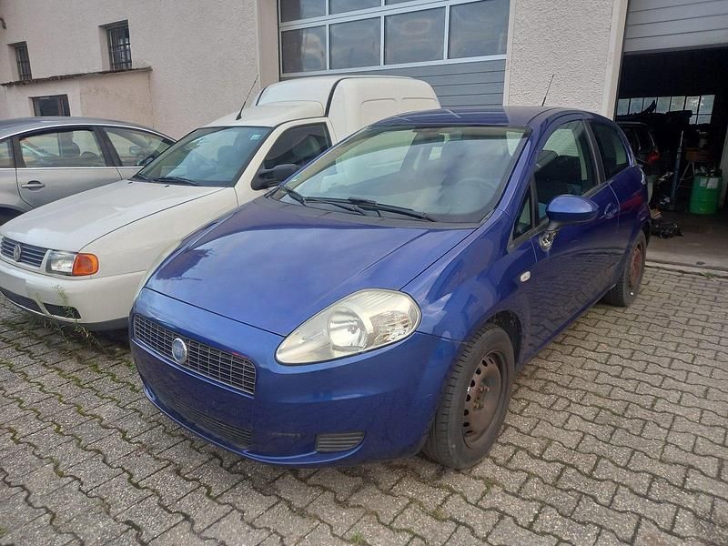 Gebraucht Fiat Punto 65 PS (47 kW) 2006 Blau Kleinwagen