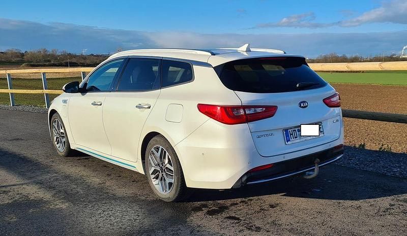 Gebraucht Kia Optima Hybrid 204 PS (150 kW) 2019 Weiß Limousine