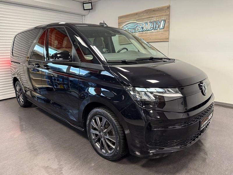 Deep black perleffekt Gebraucht 2024 VW T7 Van | 47.390 € (Superpreis) - Bild 1/4