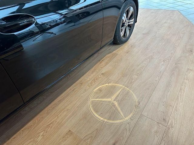 Gebraucht Mercedes C220 Avantgarde 200 PS (147 kW) 2022 Lack obsidianschwarz Kombi