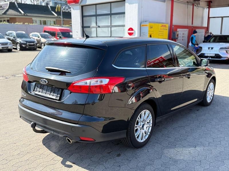 Gebraucht Ford Focus Titanium 150 PS (110 kW) 2011 Schwarz Kombi