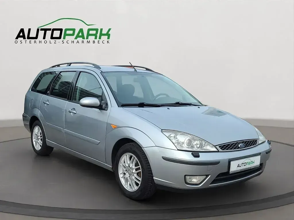 Gebraucht Ford Focus Ghia 101 PS (74 kW) 2003 Grau Limousine