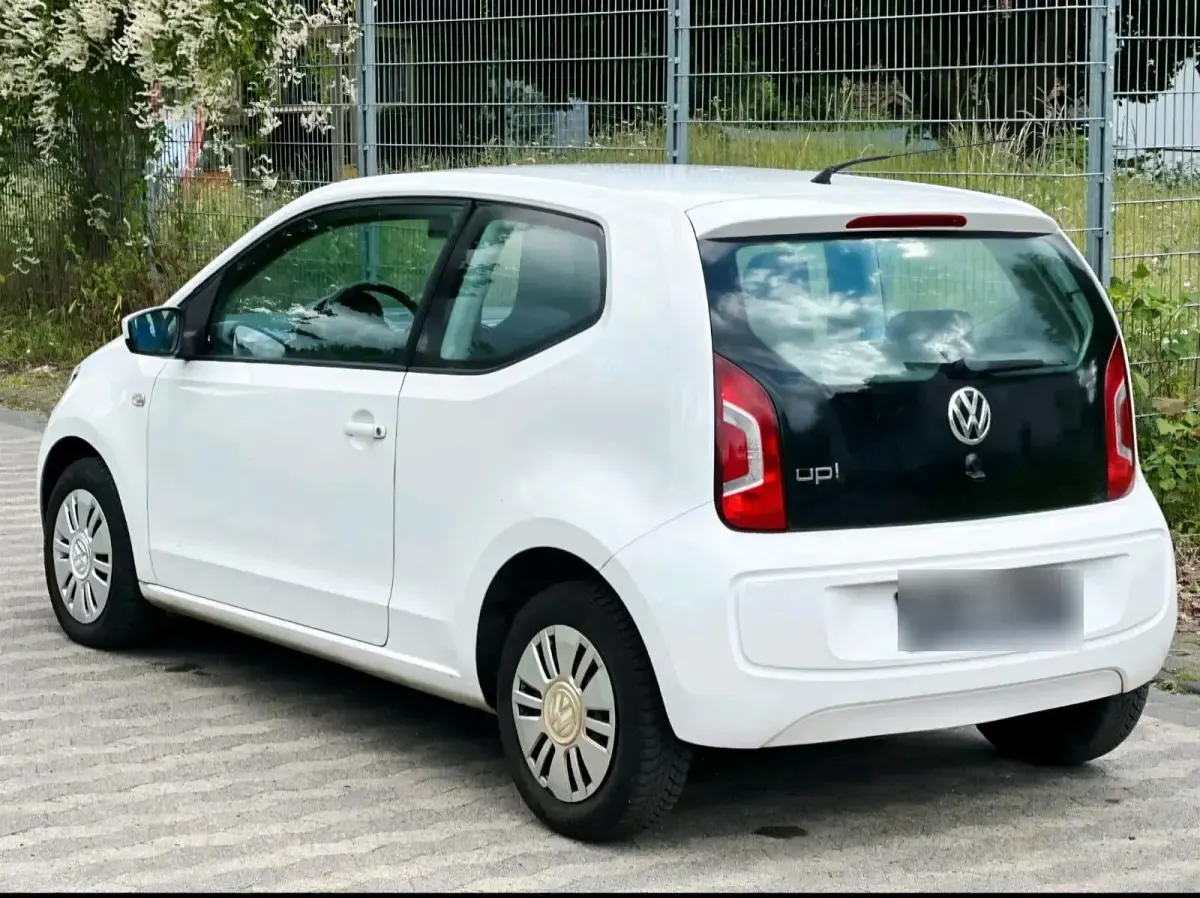 Gebraucht VW up! 60 PS (44 kW) 2012 Weiß Kleinwagen