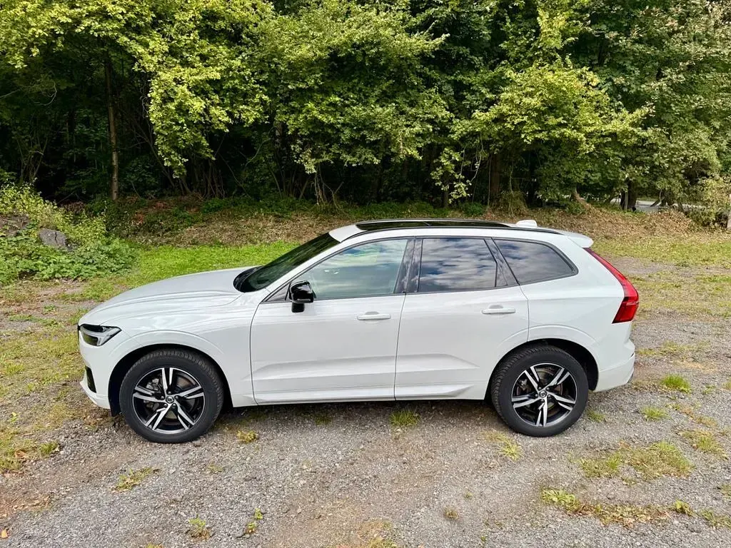 Gebraucht Volvo XC60 R-Design 197 PS (144 kW) 2021 Weiß SUV