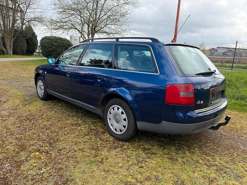 Usata Audi A6 125 CV (91 kW) 1999 Blu Station wagon