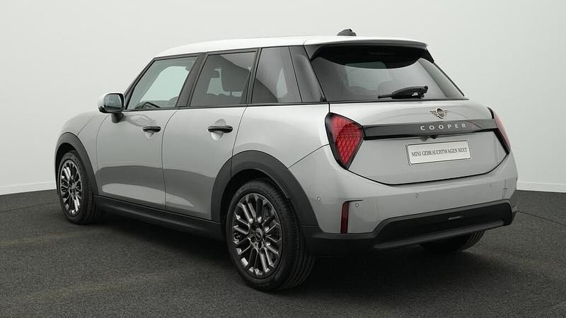 Gebraucht Mini Cooper S Classic 204 PS (150 kW) 2024 Silber Kleinwagen