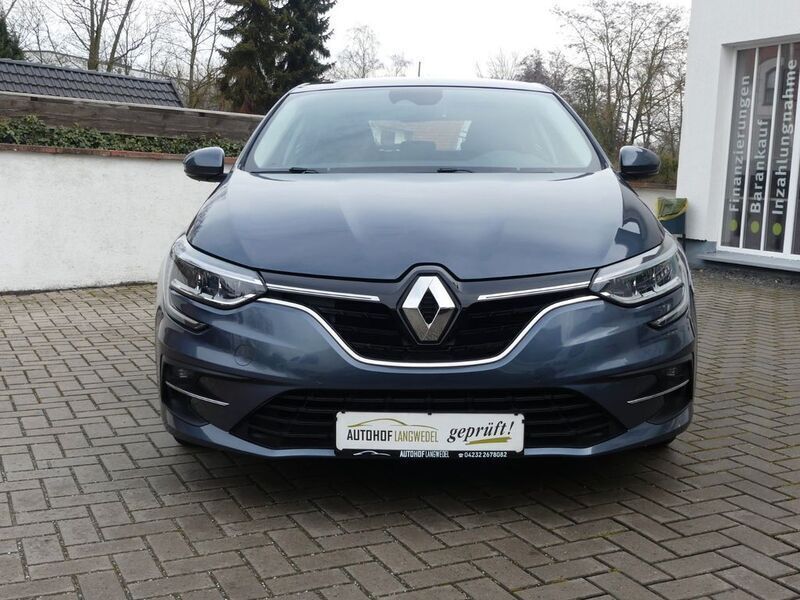Titangrau Gebraucht 2021 Renault Mégane IV Zen Limousine | 15.490 € (Fairer Preis) - Bild 1/4