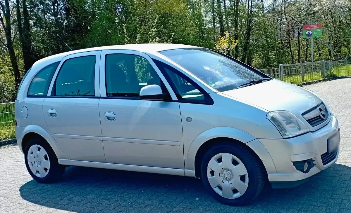 Używany Opel Meriva 105 KM (77 kW) 2007 Srebrny Minivan