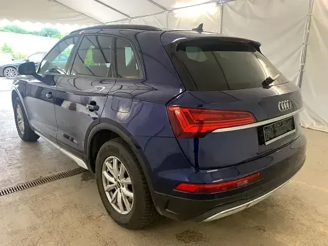 Gebraucht Audi Q5 Advanced 265 PS (194 kW) 2022 Navarrablau metallic SUV