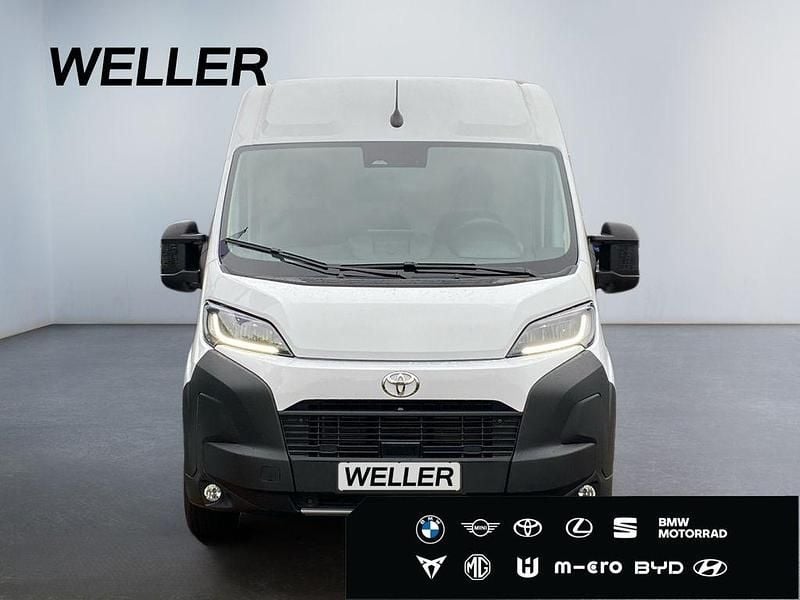 Nowe Toyota Proace 102 KM (75 kW) 2026 Biały Minivan